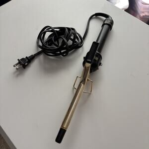 Hot Shot Tools 1/2 in. Gold Spring Curling Iron Pro Series- tested and working